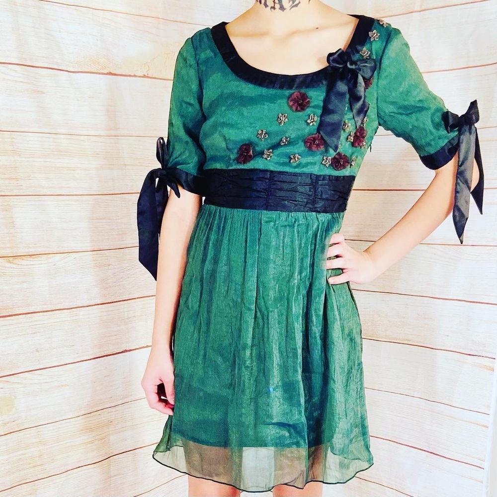 Young essence green dress sz S